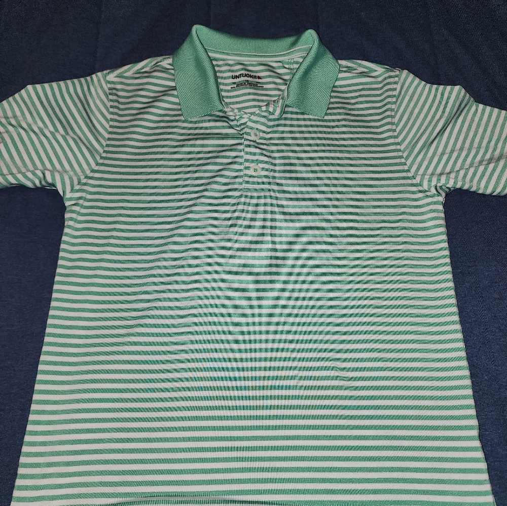Untuckit green striped polo